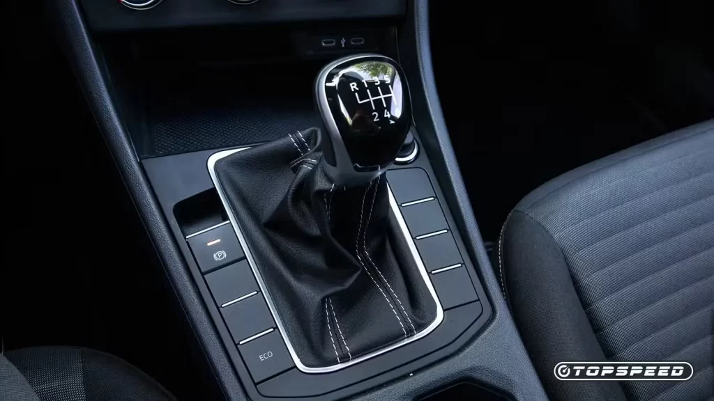 2024 volkswagen jetta manual transmission topspeed